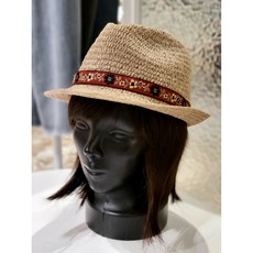 여름여자페도라