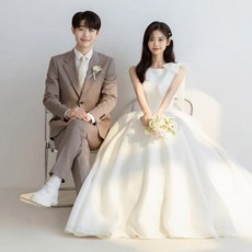 로앤하우스 프렌치 라이트 웨딩 드레스