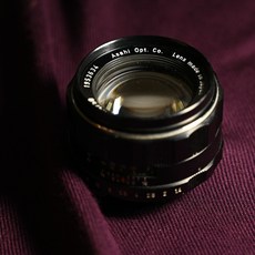펜탁스 슈퍼타쿠마르 50mm F1.4. 수동 M42 렌즈 컨디션 좋아 저렴