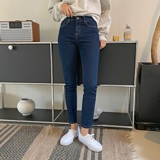 cd28aaa4ae949c63811b4aac5e6f0e03bc33341b1b4410d6ca812a0b3c57.jpg