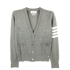 톰브라운 명품명품24SS 4바 사선완장 메리노 울 여성 서스테이너블 가디건 그레이 FKC334