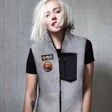 dddc1d76c73be77321d9915ff93e7fb0ce9a4aa0de10fe3e027d2b9f75ca.jpg