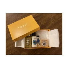  L’OCCITANE 록시땅 세트 - 샤워 오일 로션 핸드 크림 + 비누 바 