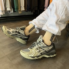 b15c618d57153bcd7b0998b698ee536d072c47115bb1df4b74a771a72cf3.jpg