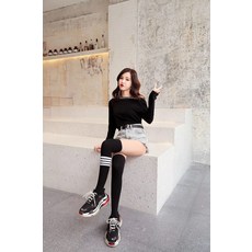 야구양말 배합 a의 tbj양말 여성유행 롱스트라이프 4개 레드그레이 긴양말 헬스 운동 야구 레그워머, C06-블랙색 무릎을넘어간타입 4개봉 위치 하향