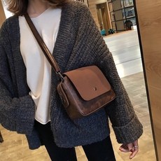 진솔 숄더크로스백 숄더겸크로스백 자석 버튼 여성가방 스타일리쉬 비스듬함 청년 부드러운손잡이 미니 스퀘어백