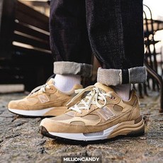 bfc1625cfecea20da988327cc9f8b36f33c54e60baafe9ca3bad9bf9c3ea.jpg