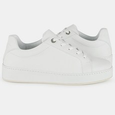 로로피아나스니커즈