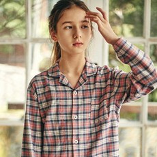 오르시떼남성아도라