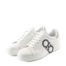 페라가모여성스니커즈