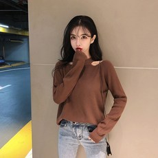 겨울 가을 긴 소매 이너웨어 목걸이 오프숄더 어깨트임 슬림 상의 블랙 여성 룩트렌드