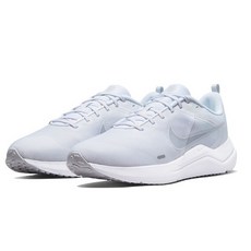 나이키다운쉬프터12