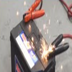 초강력 BF 올인원 점프 스타터 + 에어 펌프 + 보조 배터리 + 렌턴 4IN1 다용도 차량용 초경량 캠핑 휴대용 최대 12V 지원, 8000mAh, 2번