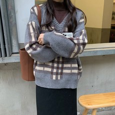 [못난이언니]브이넥 니쥬 니트티