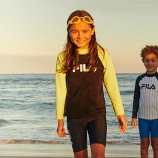 휠라남아수영복