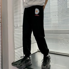 1f0b1827ba91988a78044a328932e081ff8e4590024f73b3c471feb2f02e.jpg
