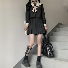 33c86b14e71d9b9003fc4f5a7136c5800c71b204254f78343d1afd4c7fde.jpg