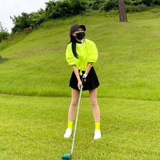 투솜 여성골프바람막이 여성골프점퍼 스타일 오프 크롭 후드 바람막이 여성 봄 라운딩 골프 점퍼 바람막이 골프장 코디룩 솜 여성골프바람막이 여성골프점퍼 스타일 오프 크롭 후드 바람막이 여성 봄 라운딩 골프 점퍼 바람막이 골프장 코디룩