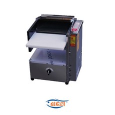 037e19eca297585f4e260356ef500319d6e9546b44d46083a5cea3e6b6a9.jpg
