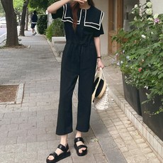 세일러카라점프수트