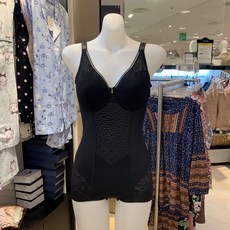 //상품명