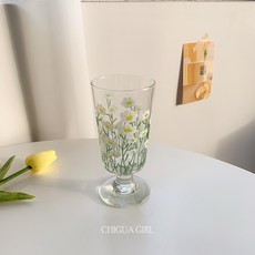 복고풍 프랑스 튤립 유리컵 집들이선물 테라맥주 씨네샵 홈카페 꽃피는술잔 찰리 손안에마트, 데이지