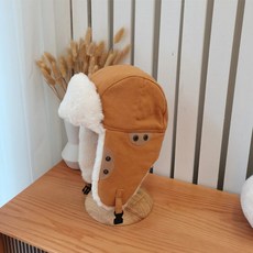 슈프림폴라텍이어플랩