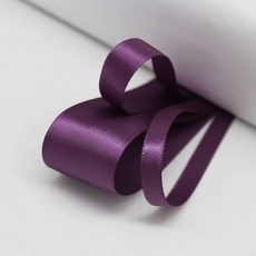 넥타이리본자수정