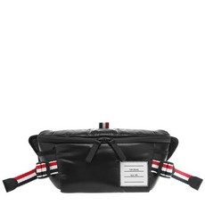 톰브라운 20FW 블랙 립스톱 삼선 웨빙 벨트백 MAG222A 06553 001