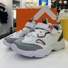 15c1d2e987fa662249db5809a161370af3063eea5b61ab5c42168fd8a734.jpg