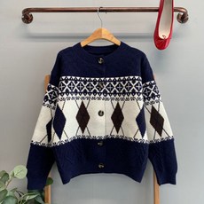fc487f9ad6c28b3361611f62de98fdde7afd989bcdad609145f9e9643aa0.jpg