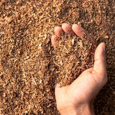 참나무톱밥 멀칭용 베딩용 바닥재 축사 매트용 분갈이용 거름용 버섯배지용 10L, 1개