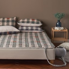 40ce1597dd8f1b9ebca8578e13b6cf91b354ceedd8cc40fe7068ab5e0816.jpg