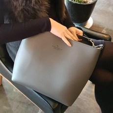 심플디자인 세련된 30대숄더백 슈프림반지갑 여성가방