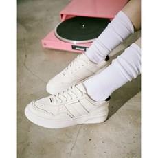 질스튜어트운동화