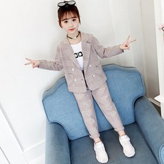 88c8176fbb0c8a971abb66e4cb6973ecdbb45d68bc34c643a09f26edf82c.jpg
