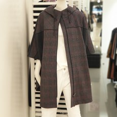 디데무 예리엘체크판초코트 케이프코트 망또스타일 엔씨 부천점 봄가을 코트