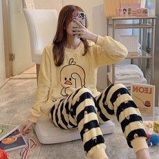 위파인더 공장 도매 직접 판매 가을과 겨울 따뜻한 한국어 긴 소매 플란넬 여성 라운드 넥 잠옷 홈 서비스 정장
