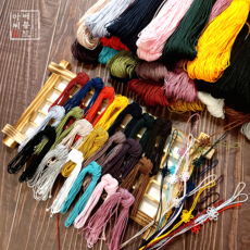 메종드아씨 빛고운 전통매듭사 꼰세세사 5마/450cm/20가지 색상/전통 매듭 공예/매듭실, 동백색, 1개