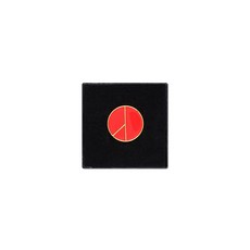 VV손수 권지룡 GD 같은스타일 PMO 반전 레드 그린 클래식 INS 무드 유행 웃는얼굴 데이지 뱃지