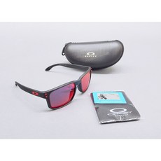 홀브룩 무광블랙 테 & 레드 렌즈 (레드서클) (Oakley Holbrook Sunglasses)