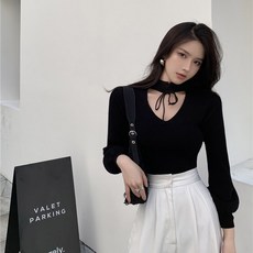 미니트잇 홍콩무드 감각 여성 겨울 가을 계절 브이넥 숏 그물니트