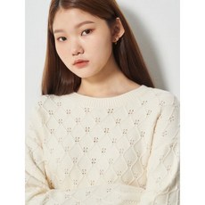 에잇세컨즈 아이보리 아일렛 케이블 니트 (320951BY10)