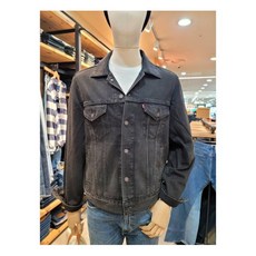 리바이스트러커
