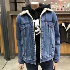 6938616b569c7d1e1625dfe6240de5836b4a18c51a7b413f4e685e17a6c3.jpg