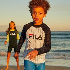 휠라키즈래쉬가드