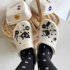 블랙 앤 화이트 흑백 오레오 먼지 지비츠 + 구멍 슬리퍼 실내화