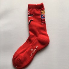 베이프양말상어 일본 거리 패 원앙이 그리드 BAPE 면에서 운동을 하고 있다. 수건 바탕에 레이싱