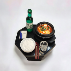 훼드라 납골당김치찌개 미니상차림 소주 담배 교자상 상차림 봉안당 꾸미기 추모장식 추모관 추모공원 미니어처음식 김치찌개, 혼합색