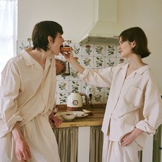 오끼뜨 uni 도미토리 이레귤러 스트라이프 파자마 슈크림핑크